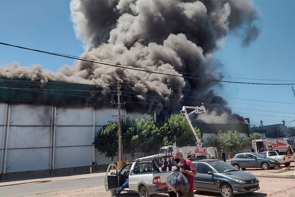 El 19 de noviembre, el fuego hizo estragos en la planta industrial de Gualeguay