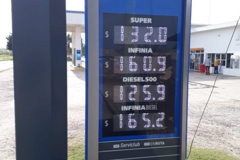 La suba de combustibles puso en 125,90 pesos el litro de diesel