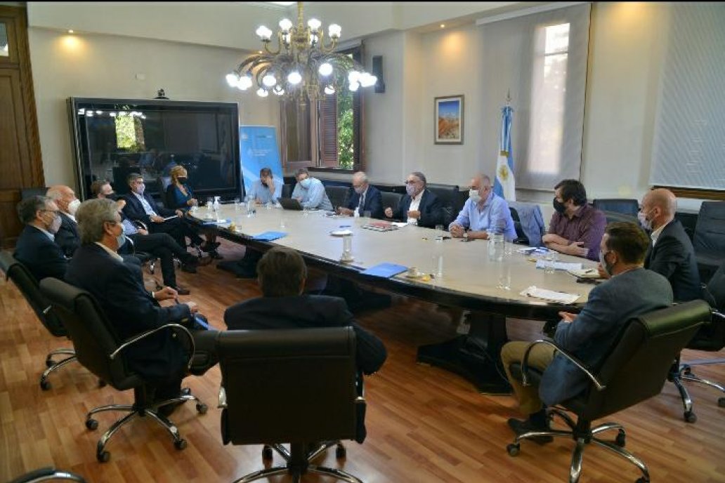 El cambio de rumbo se anunció en el Consejo Agroindustrial Argentino. El cambio de rumbo se anunció en el Consejo Agroindustrial Argentino.