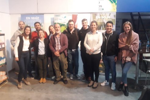 Charla Técnica Raices del Este SRL - Presentación Resultados del Campo Lider 2020-2021 en INTA Paraná