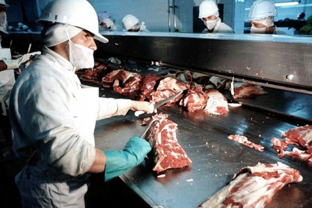 En noviembre será obligatorio el troceo de carne vacuna