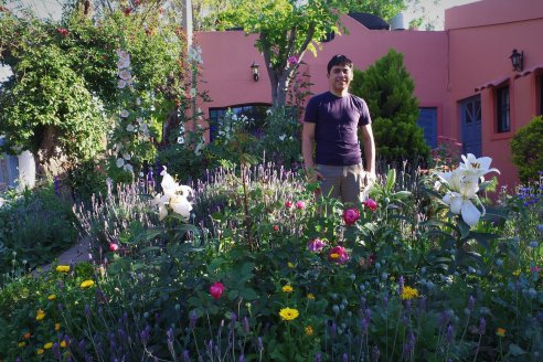 Jerónimo Amatti es médico veterinario, epidemiólogo y apasionado por la jardinería