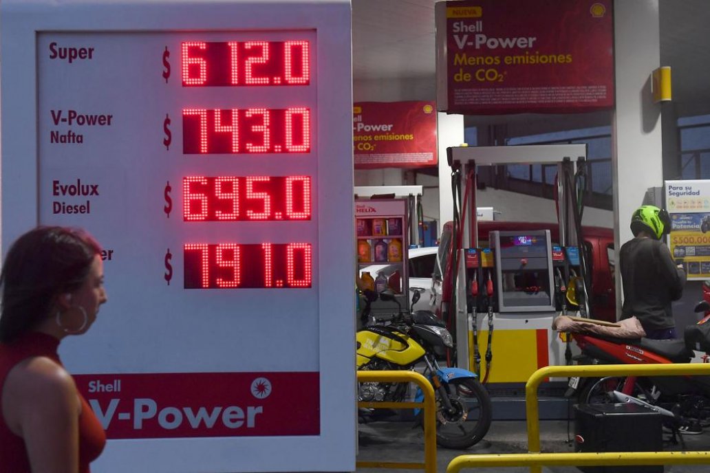 Como regla, en Buenos Aires se venden los combustibles más baratos. Como regla, en Buenos Aires se venden los combustibles más baratos.