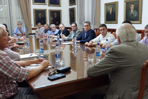 La Mesa de Enlace abrió el diálogo con el nuevo gobierno y se reunió con el ministro Guillermo Bernaudo