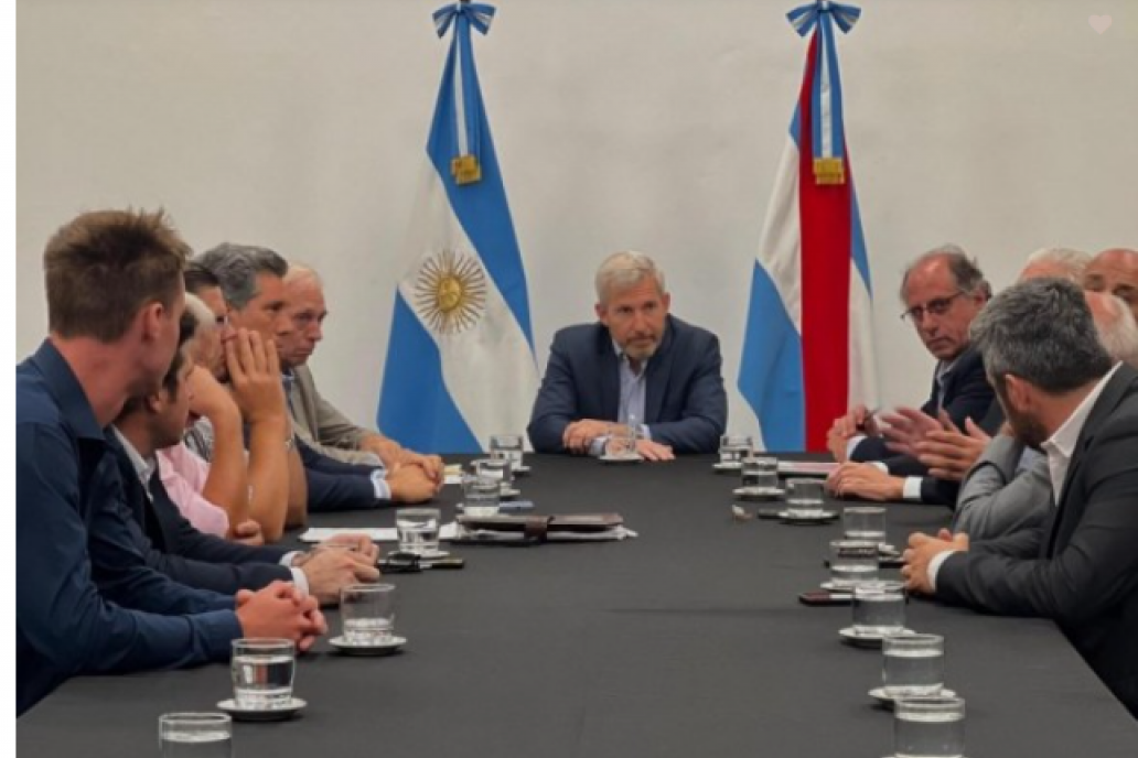 La cita fue en el Centro de Convenciones de Paraná. Foto: Código Campo La cita fue en el Centro de Convenciones de Paraná. Foto: Código Campo