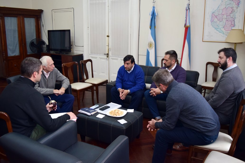 Bernaudo con el vice del organismo nacional y sus equipos técnicos en Paraná Bernaudo con el vice del organismo nacional y sus equipos técnicos en Paraná