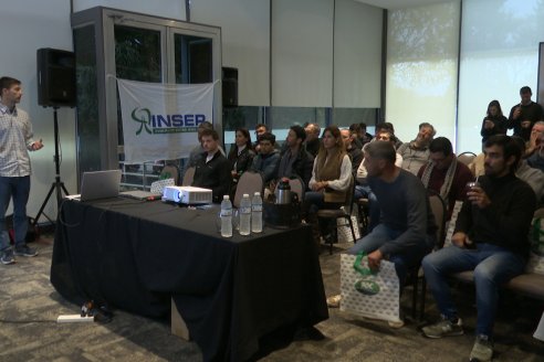 Jornada de Capacitación Técnica sobre Cultivos de Maiz y Girasol de Insumos Entre Ríos en Paraná