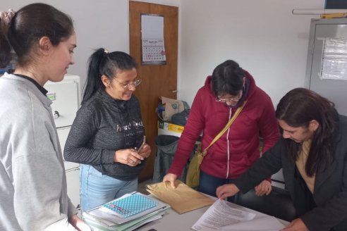 Ayudan a productores para que cobren la plata de la seca