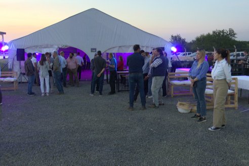 Inauguración del Nuevo Local Comercial de Veterinaria Hernandez en Paraná