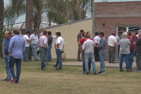 Asamblea  de la Fundación Contra Fiebre Aftosa (FUCOFA) en Cooperativa “El Pronunciamiento”, de Basavilbaso