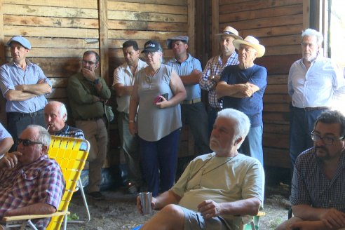 Tour Productivo AEPA en el Departamento Villaguay - Visita a Campo La Ofelia en Raices Este