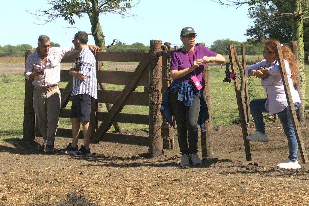 Tour Productivo AEPA en el Departamento Villaguay - Visita a Establ. Fortin Esperanza en Raices Oeste