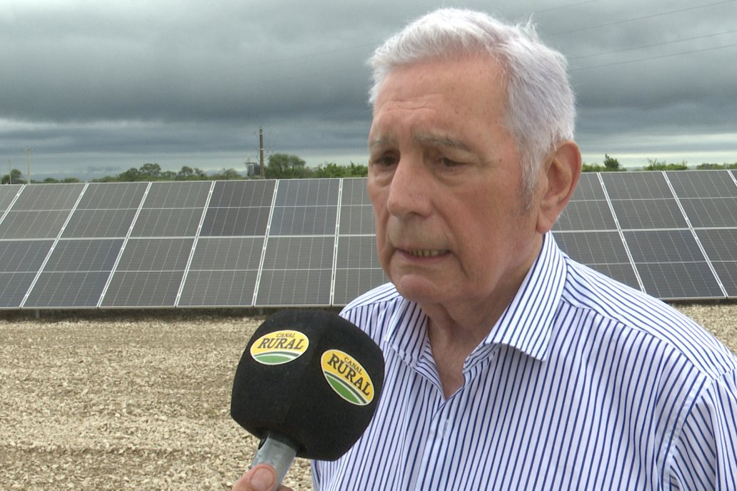 Grupo Motta puso en marcha el parque solar en complejo avícola de Conscripto Bernardi