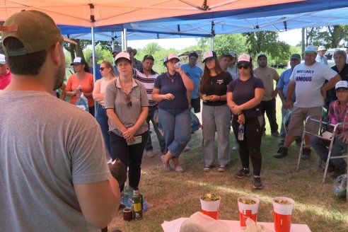 Jornada a Campo de Ensilado de Maiz en El Palenque de Agrofe Campo junto a KWS, Rizobacter y Caproler