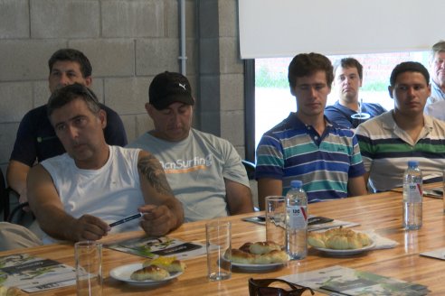 Jornada Tecnica de Capacitación Agronorte Suc. Victoria en Gualeguay  - Conociendo el Tractor Serie 7M