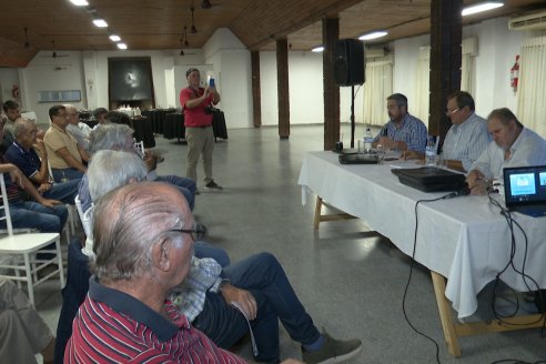 Asamblea de productores de la Fundación de Lucha Contra Fiebre Aftosa en Villaguay