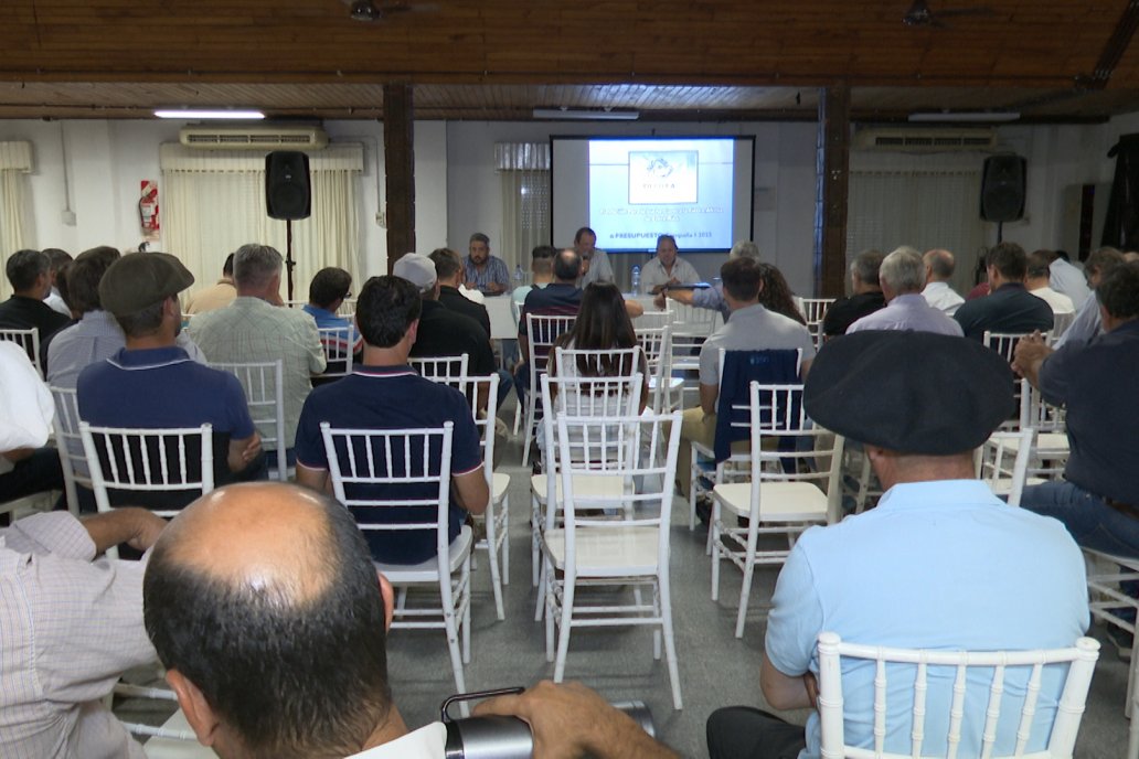 Asamblea de productores de la Fundación de Lucha Contra Fiebre Aftosa en Villaguay