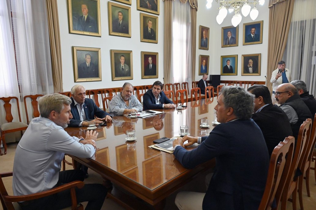 Caminos de la producción y la situación impositiva en la agenda