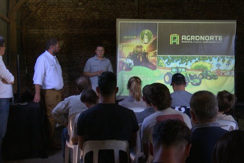 Jornada de Capacitación de Agronorte Suc Paraná en Puiggari sobre tractores Series 7M - 8R y Centro de Operaciones John Deere