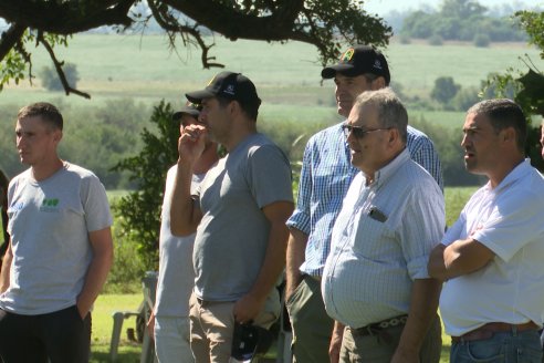Jornada de Capacitación de Agronorte Suc Paraná en Puiggari sobre tractores Series 7M - 8R y Centro de Operaciones John Deere