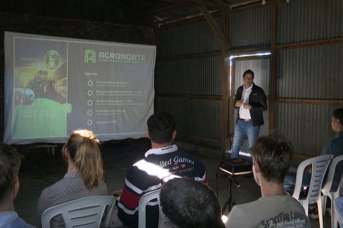 Jornada de Capacitación de Agronorte Suc Paraná en Puiggari sobre tractores Series 7M - 8R y Centro de Operaciones John Deere