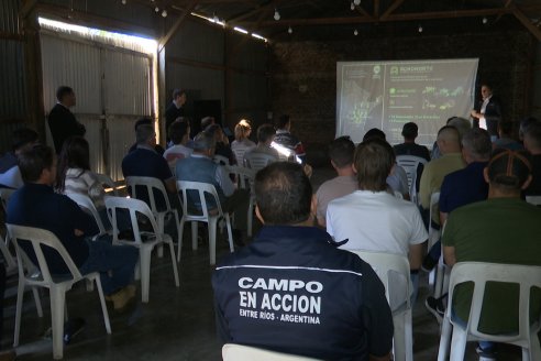 Jornada de Capacitación de Agronorte Suc Paraná en Puiggari sobre tractores Series 7M - 8R y Centro de Operaciones John Deere