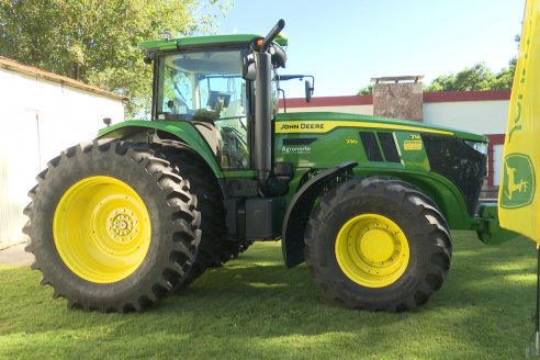 Jornada de Capacitación de Agronorte Suc Paraná en Puiggari sobre tractores Series 7M - 8R y Centro de Operaciones John Deere
