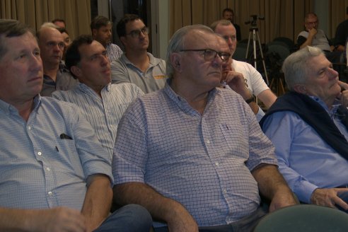 COOPAR: Charla sobre Perspectivas de los Mercados Agropecuarios a cargo de Diego de la Puente (Novitas)