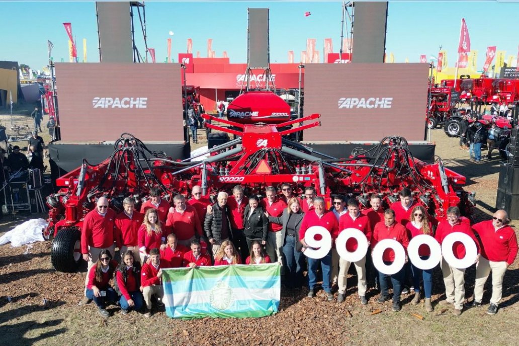 Innovación y eficiencia en siembra, se presentó la nueva APACHE 90000 AIR DRILL Innovación y eficiencia en siembra, se presentó la nueva APACHE 90000 AIR DRILL