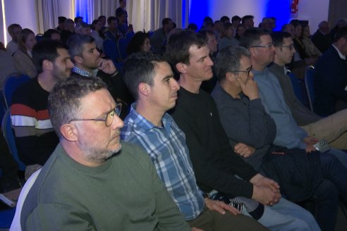 Jornada de Manejo y Conservación de suelos en la Region Centro - Paraná -