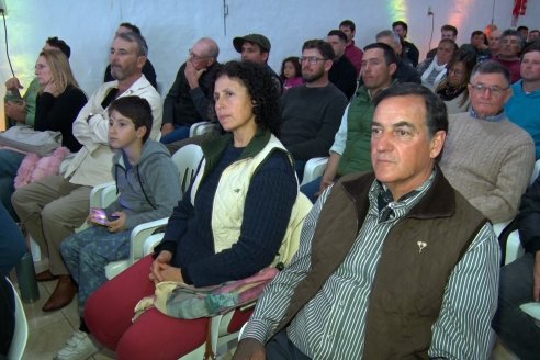 Acto de Certificación certificación a 51 ganaderos de los departamentos Diamante, Paraná y Nogoyá en Coop. La Ganadera