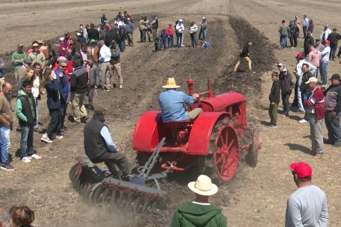 Presentación de la Exposición de la Sociedad Rural de Maria Grande 2025