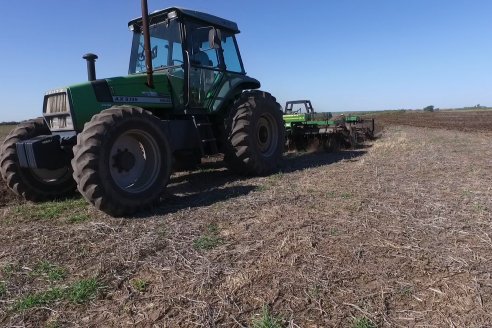 Dianámica a Campo de Bovier Maquinarias con Acondicionador de Suelos Tecno Campo