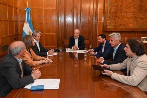 Las gremiales del campo lograron una promesa de obra pública tras su encuentro con el gobierno