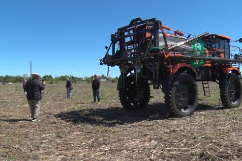 Dinámica de Maquinarias Agricolas en Sociedad Rural de María Grande  - Parte 1
