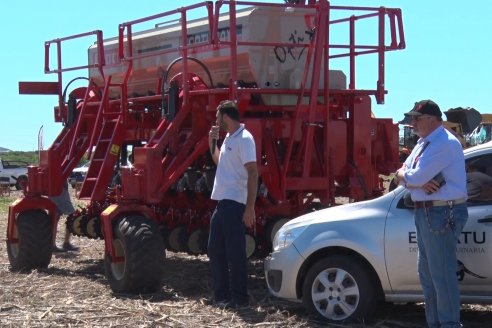 Dinámica de Maquinarias Agricolas en Sociedad Rural de María Grande  - Parte 1