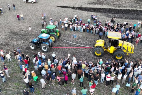 Dinámica de Maquinarias Agricolas en Sociedad Rural de María Grande  - Parte 2