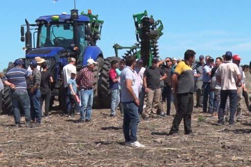 Dinámica de Maquinarias Agricolas en Sociedad Rural de María Grande  - Parte 2