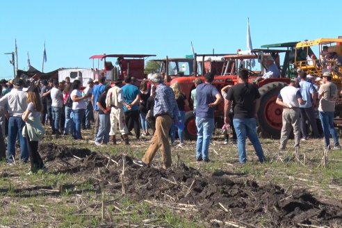 Dinámica de Maquinarias Agricolas en Sociedad Rural de María Grande  - Parte 2