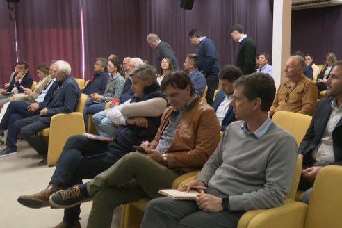 Charla BolsaCER junto a UIER y Bco Galicia - Entre Ríos Datos y Perspectivas Agricolas 2025-26
