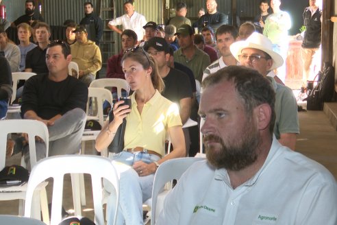 Presentación y Demostración de Agronorte de la Cosechadora John Deere S7 700