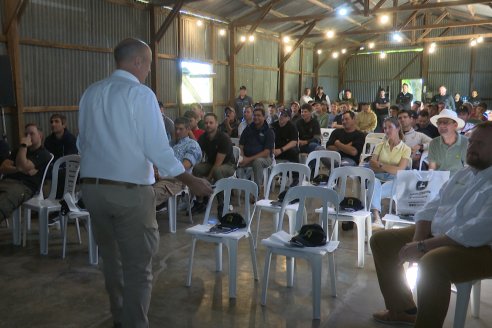 Presentación y Demostración de Agronorte de la Cosechadora John Deere S7 700