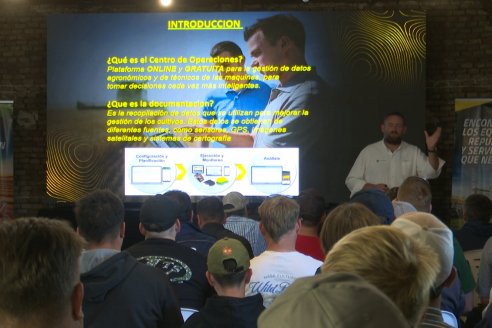 Presentación y Demostración de Agronorte de la Cosechadora John Deere S7 700