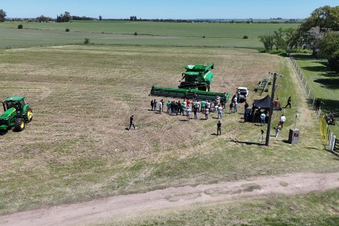 Presentación y Demostración de Agronorte de la Cosechadora John Deere S7 700