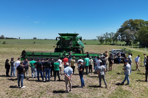 Presentación y Demostración de Agronorte de la Cosechadora John Deere S7 700