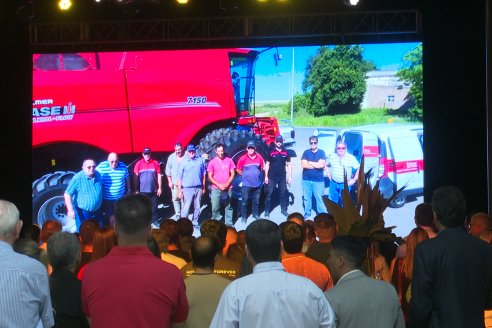 Inauguración de Nueva Casa Central de Folmer CaseIH en Crespo