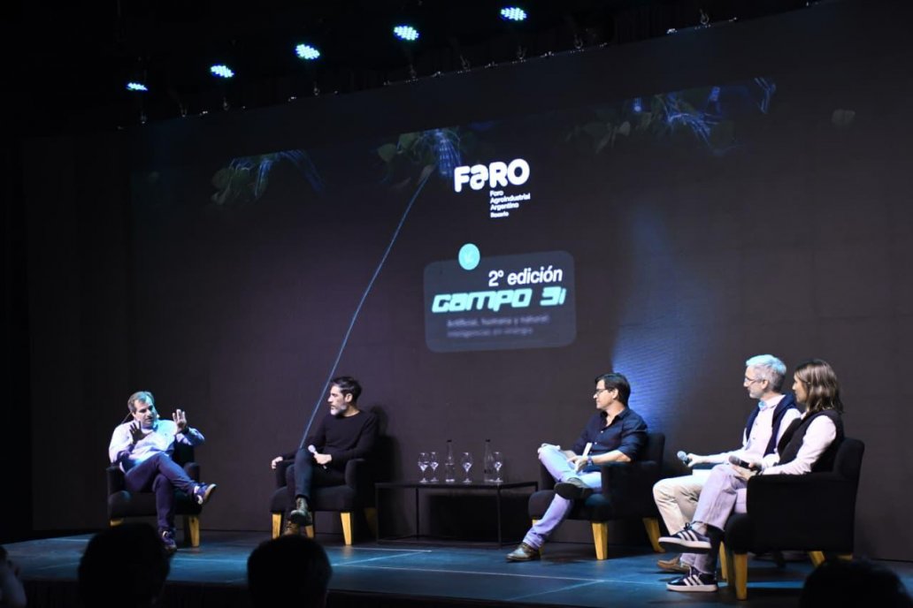 APACHE fue protagonista destacada del Foro Agroindustrial de Rosario (FARO 2025) APACHE fue protagonista destacada del Foro Agroindustrial de Rosario (FARO 2025)