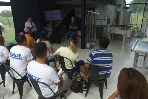 8° Curso de Realización de Quesos en el Centro de Capacitación Agrolac Paraná