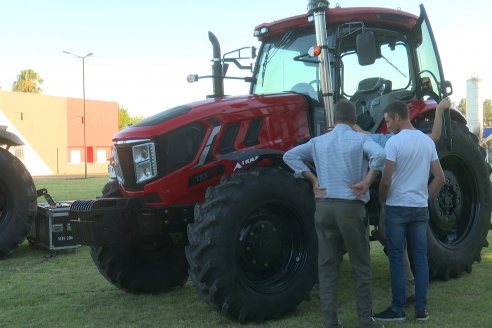 MB Maquinarias: Presentación Oficial de los Tractores Traxtor en Gral. Ramiez