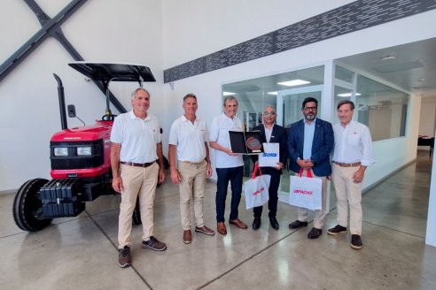 Apache Solis fortalece el negocio de tractores en Argentina